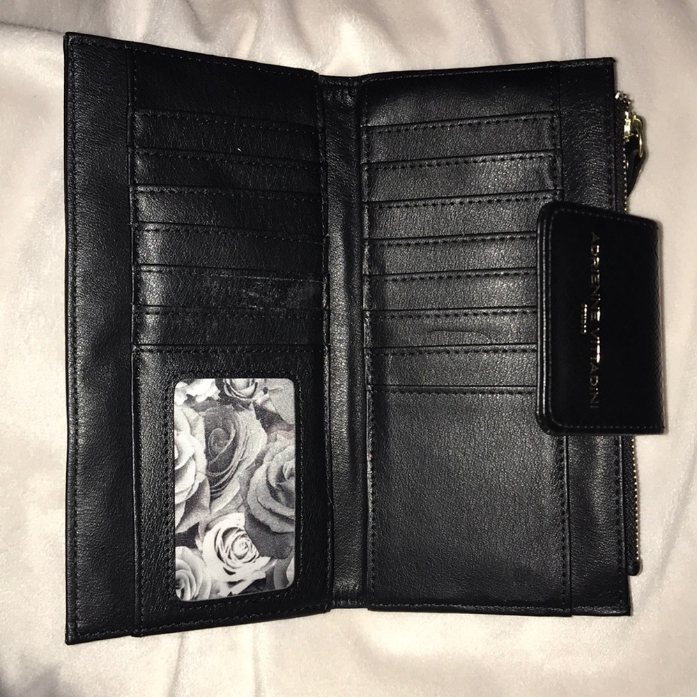 Wallet - Picture 4 of 5